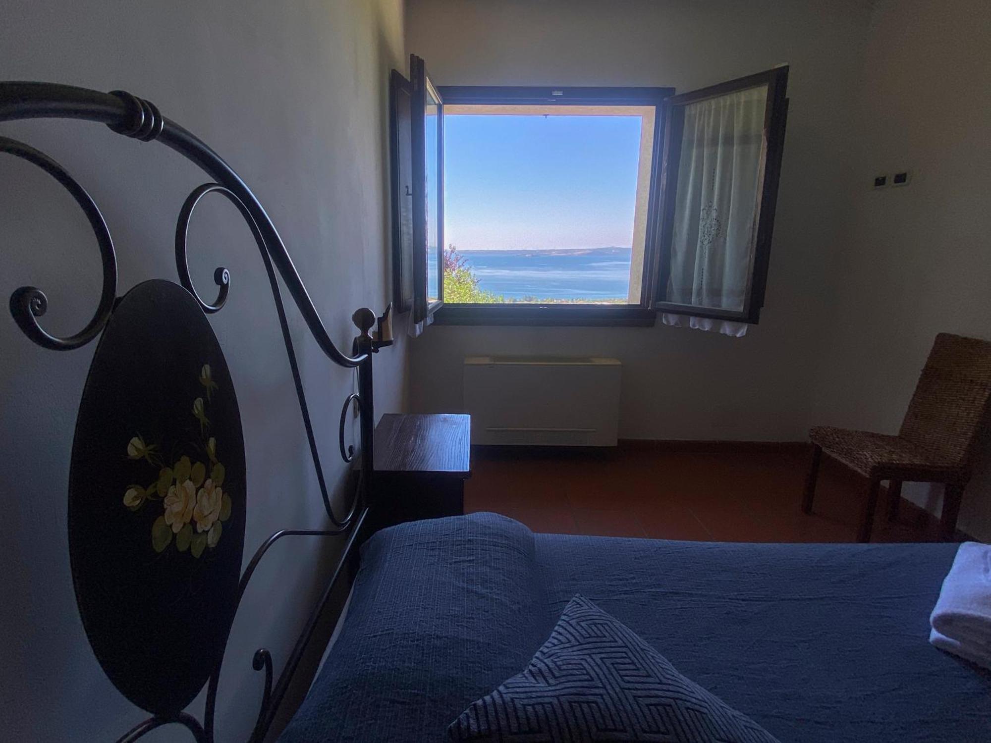ボルセーナ Agriturismo Belvedereゲストハウス エクステリア 写真